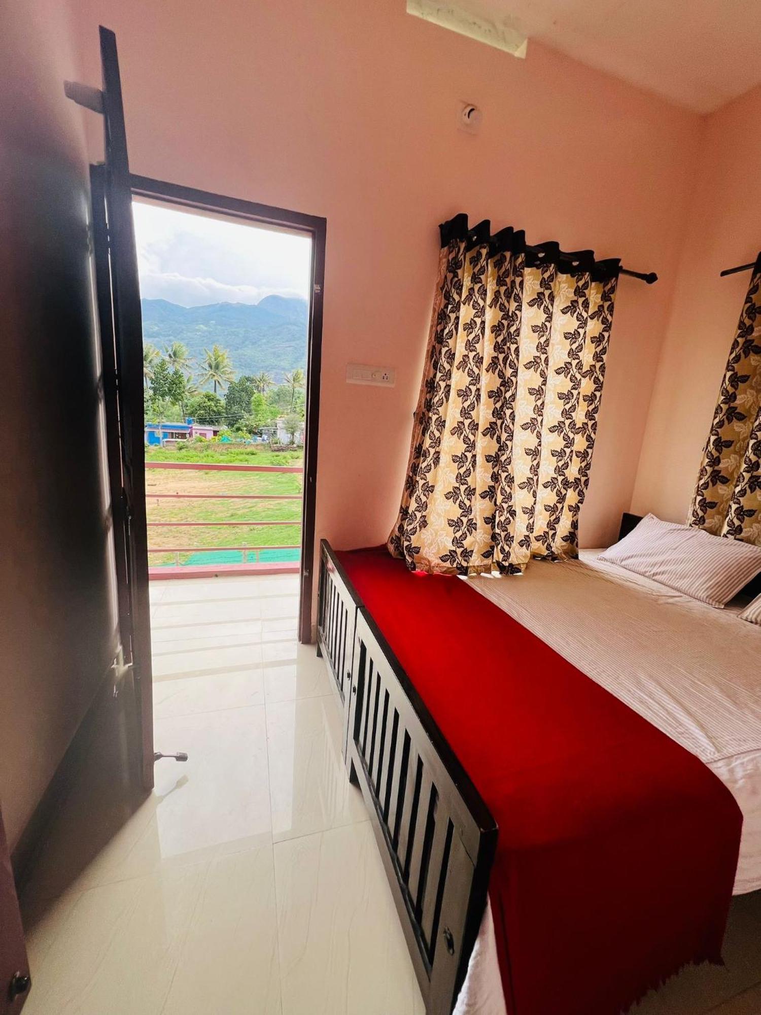 Kadampil Bliss Villa Maraiyur Ngoại thất bức ảnh